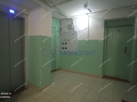 4-komnatnaya-ul-admirala-makarova-d-8-k1 фото