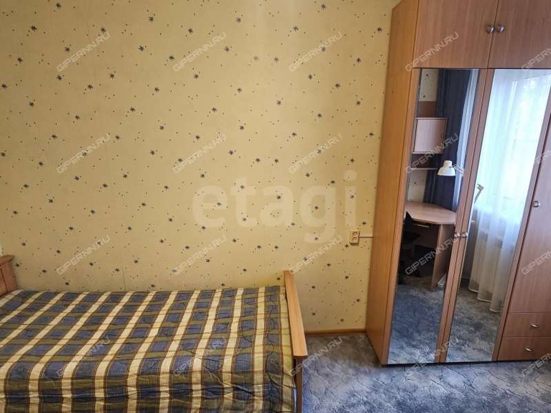 трёхкомнатная квартира на Подворной улице дом 1