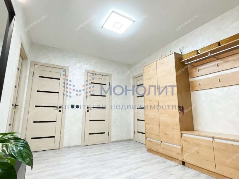 трёхкомнатная квартира на Московском шоссе дом 167 к5