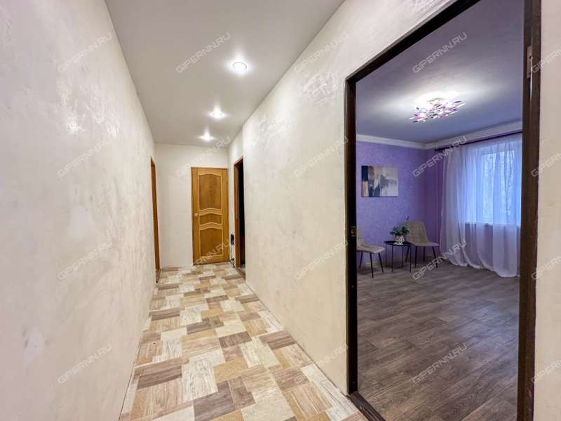 трёхкомнатная квартира на улице Маршала Жукова дом 2