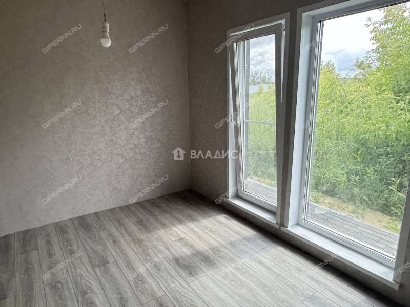 дом на Восточной улице село Каменки