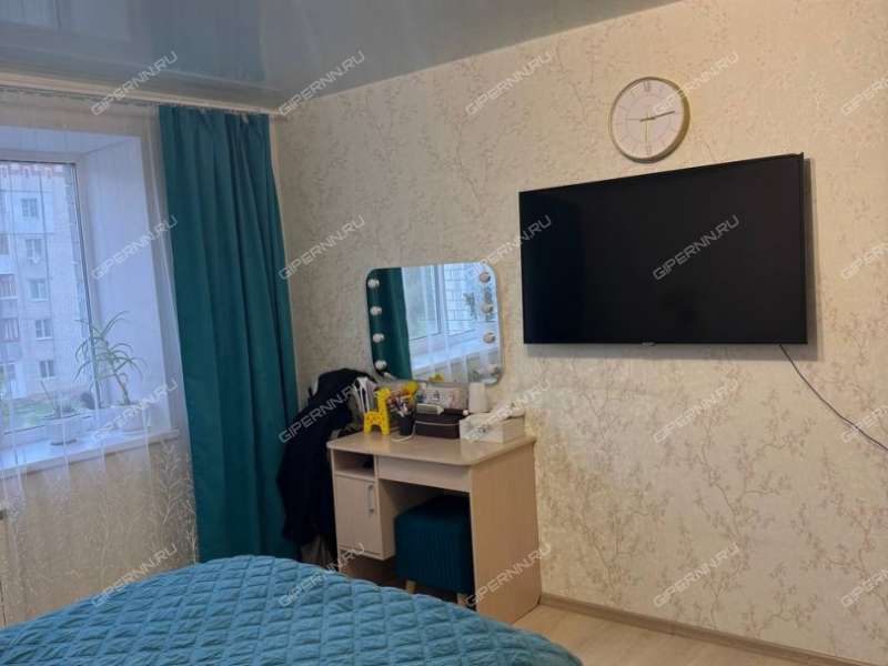 трёхкомнатная квартира на Школьной улице дом 54 посёлок Ждановский