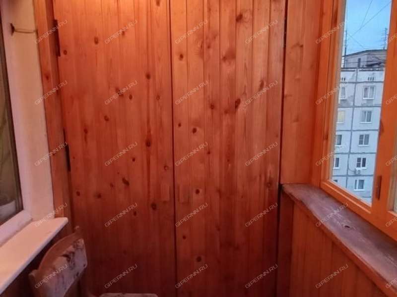 трёхкомнатная квартира на улице Политбойцов дом 10