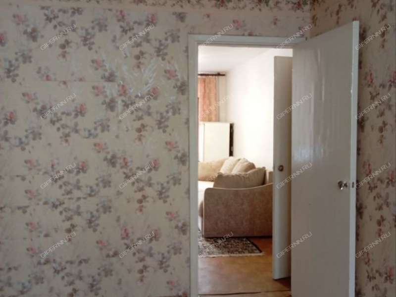 трёхкомнатная квартира на улице Политбойцов дом 20