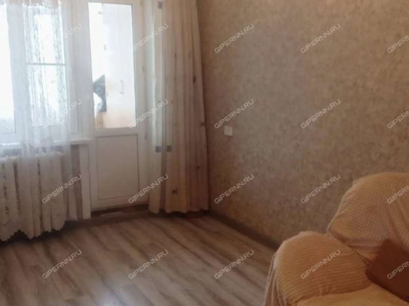 трёхкомнатная квартира на улице Краснодонцев дом 21 к1