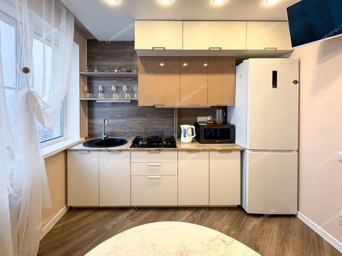 1-komnatnaya-ul-geroya-sovetskogo-soyuza-usilova-d-5 фото