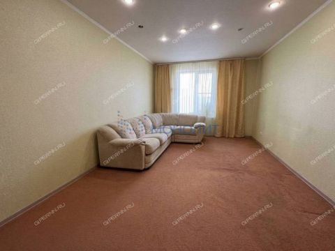 3-komnatnaya-ul-beketova-d-5 фото