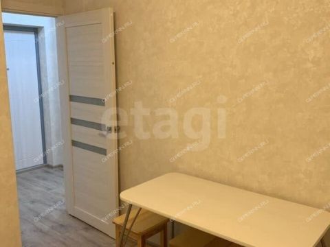 1-komnatnaya-ul-romantikov-d-12 фото