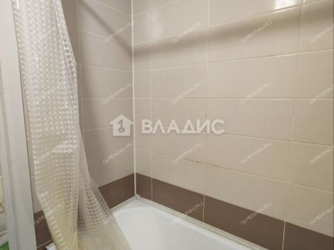 1-komnatnaya-prosp-korablestroiteley-d-62-k1 фото