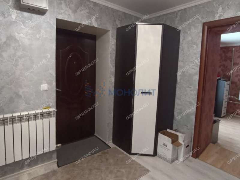 дом на -
