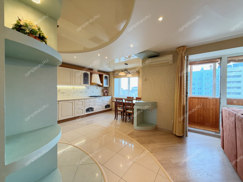 трёхкомнатная квартира на Деловой улице дом 22 к2