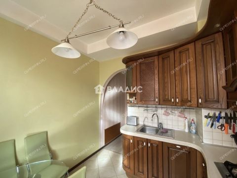 3-komnatnaya-ul-varvarskaya-d-44 фото