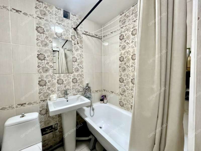 однокомнатная квартира на улице Июльских Дней дом 3 к1