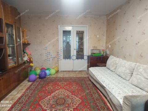 4-komnatnaya-ul-admirala-makarova-d-8-k1 фото