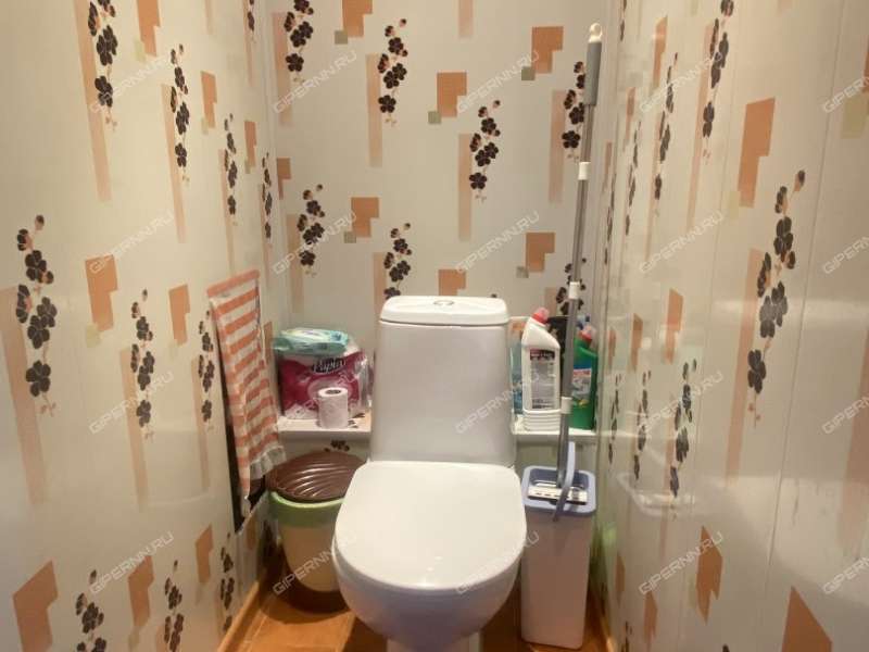 трёхкомнатная квартира на улице Краснодонцев дом 21 к3