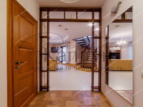 4-komnatnaya-ul-minina-d-9-4 фото