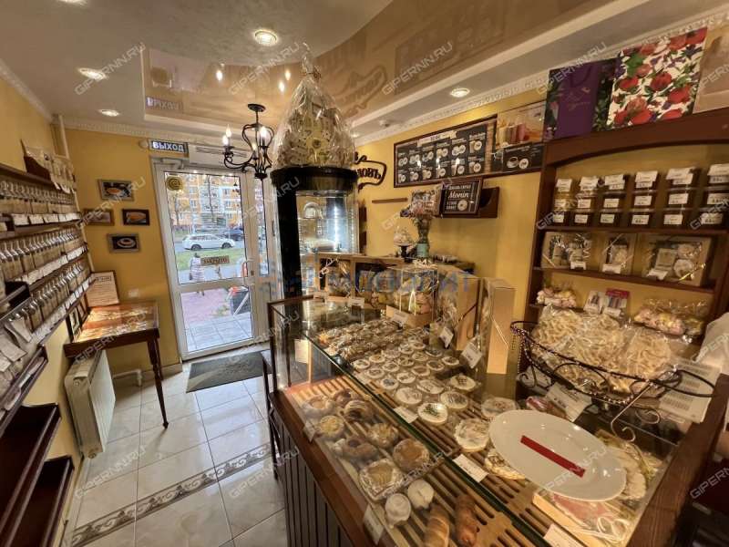 помещение под торговую площадь, недвижимость под общепит на Комсомольской улице