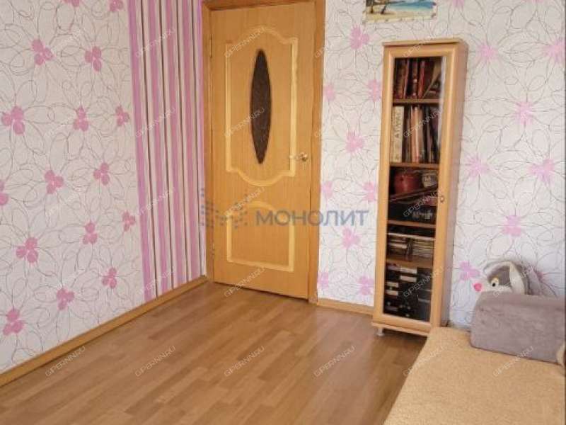 трёхкомнатная квартира на улице Маршала Рокоссовского дом 15