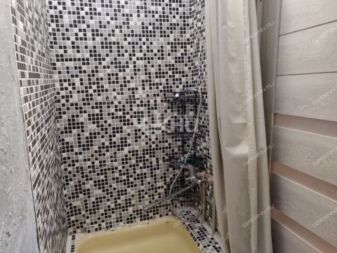 1-komnatnaya-ul-oktyabrskoy-revolyucii-d-56 фото