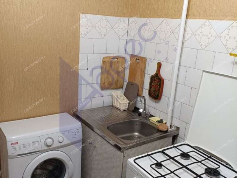 двухкомнатная квартира на бульваре 60-летия Октября дом 13