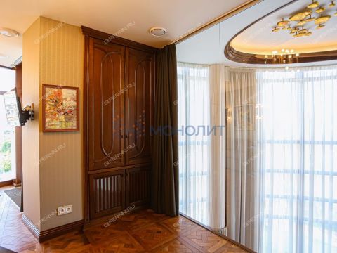 4-komnatnaya-ul-sergievskaya-d-8 фото