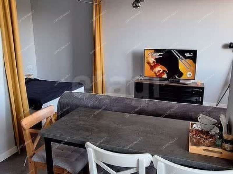 двухкомнатная квартира на улице Июльских Дней дом 1 к2