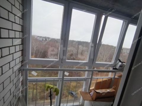 1-komnatnaya-ul-8-marta-d-26 фото