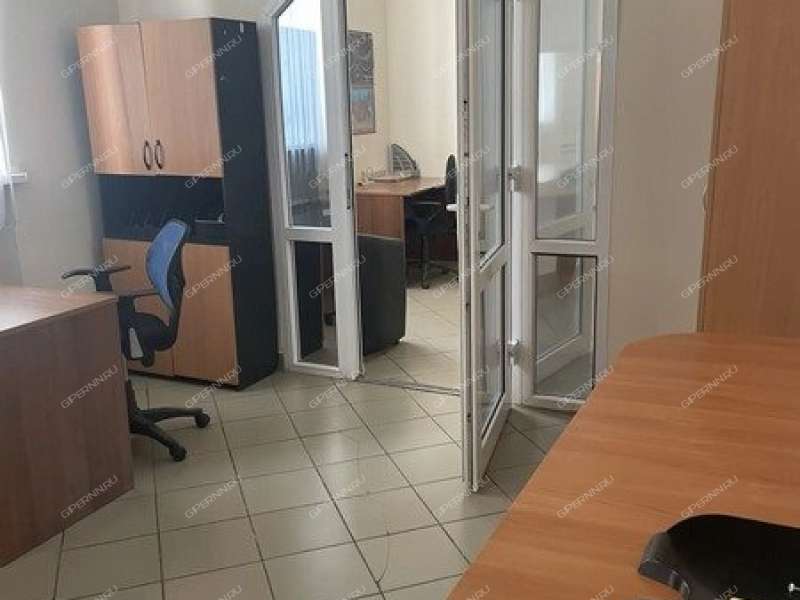 помещение под офис на Маршала Казакова ул., д. 5