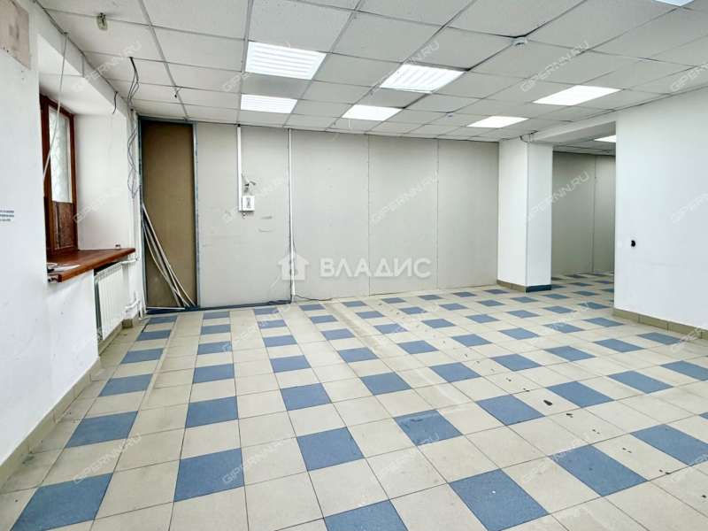 помещение под торговую площадь на Львовской улице