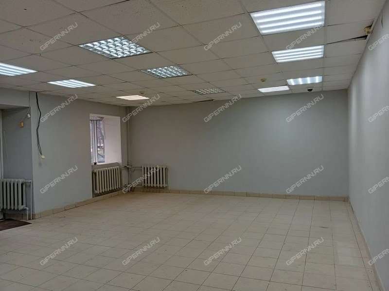 помещение под торговую площадь на Моховая ул. 18