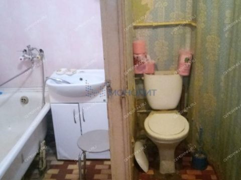 2-komnatnaya-prosp-busygina-d-32 фото