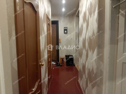 2-komnatnaya-ul-krasnodoncev-d-9 фото