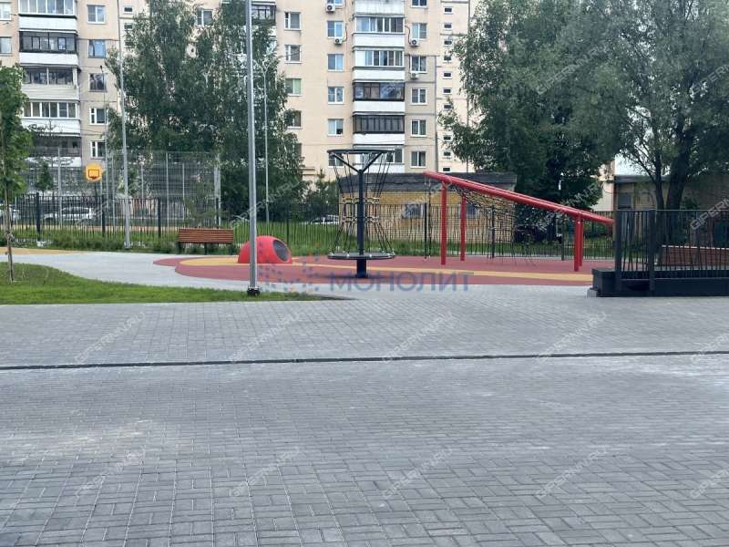 помещение под офис, недвижимость под образовательные учреждения на Медицинской улице