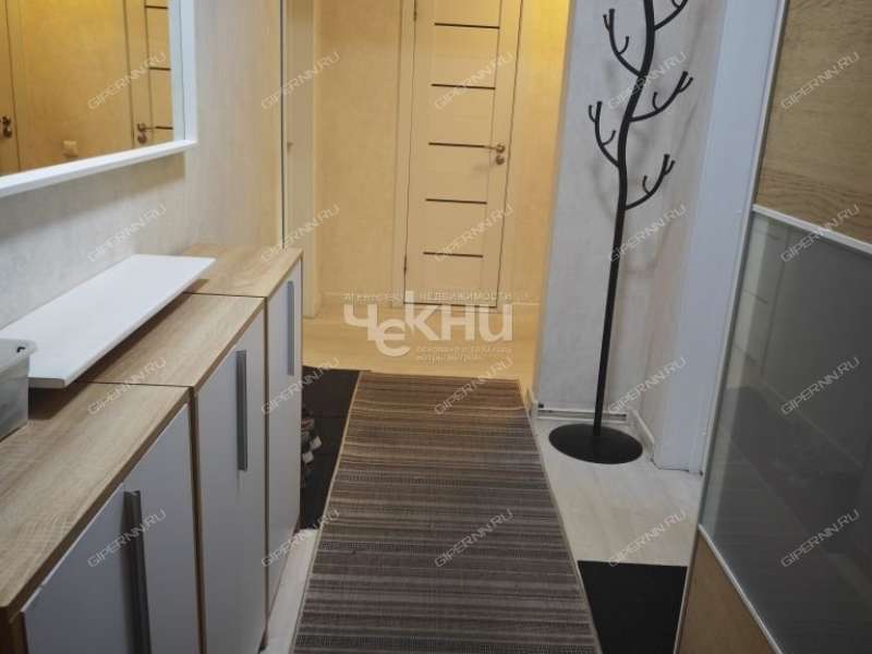 двухкомнатная квартира на проспекте Кораблестроителей дом 66  к1