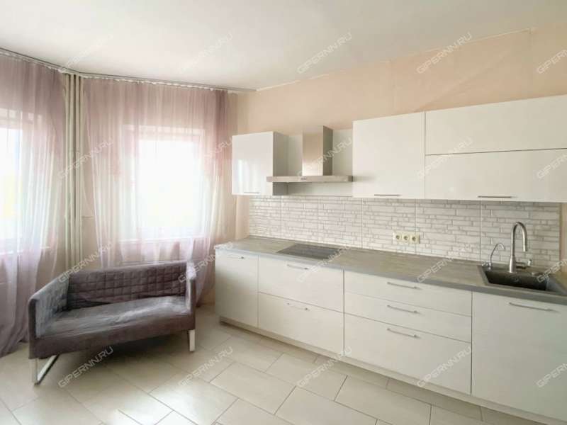 трёхкомнатная квартира на улице Богдановича дом 6