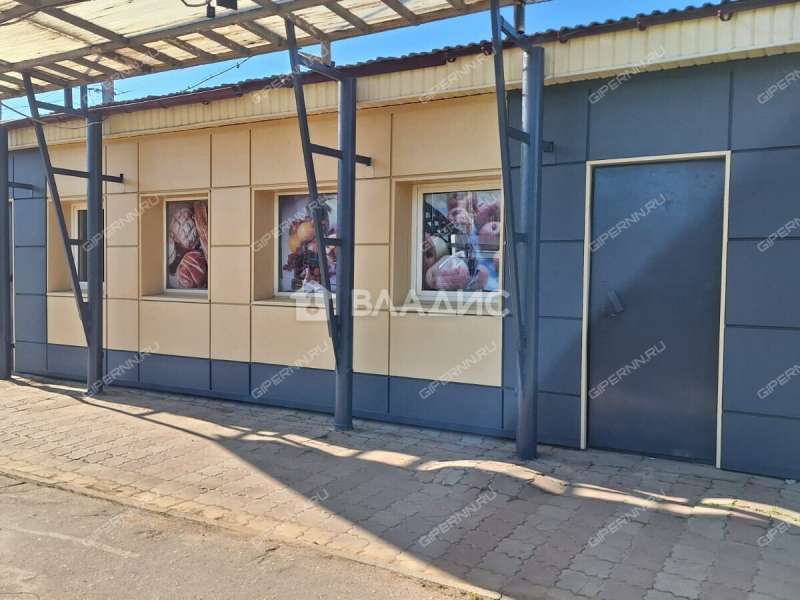 здание под торговую площадь на Гужевой улице