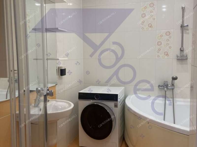 двухкомнатная квартира на Большей Печёрской улице дом 45а