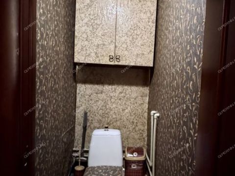 3-komnatnaya-ul-strokina-d-19 фото