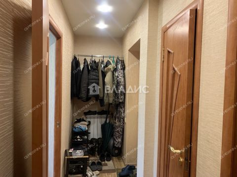 2-komnatnaya-derevnya-kuzhutki-dalnekonstantinovskiy-rayon фото
