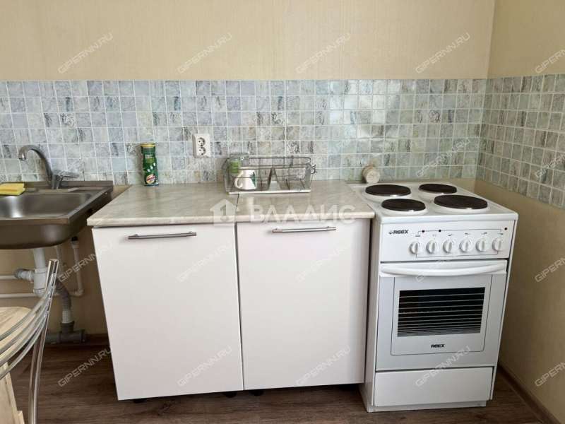 трёхкомнатная квартира на Левобережной улице улице дом 5