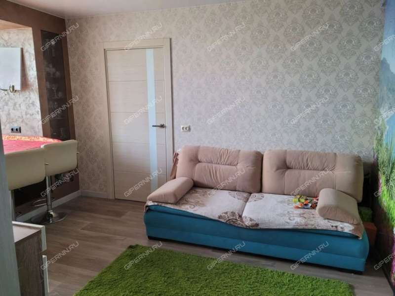 трёхкомнатная квартира в 6-м микрорайоне дом 45