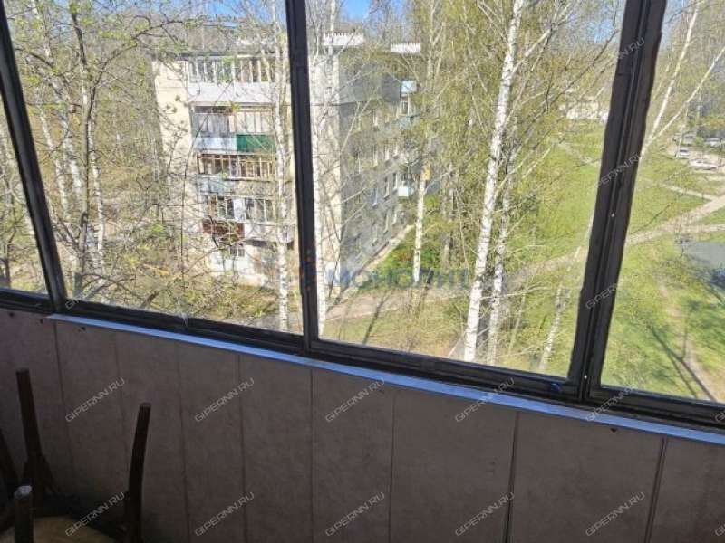 двухкомнатная квартира в 2-м микрорайоне дом 30 город Кстово