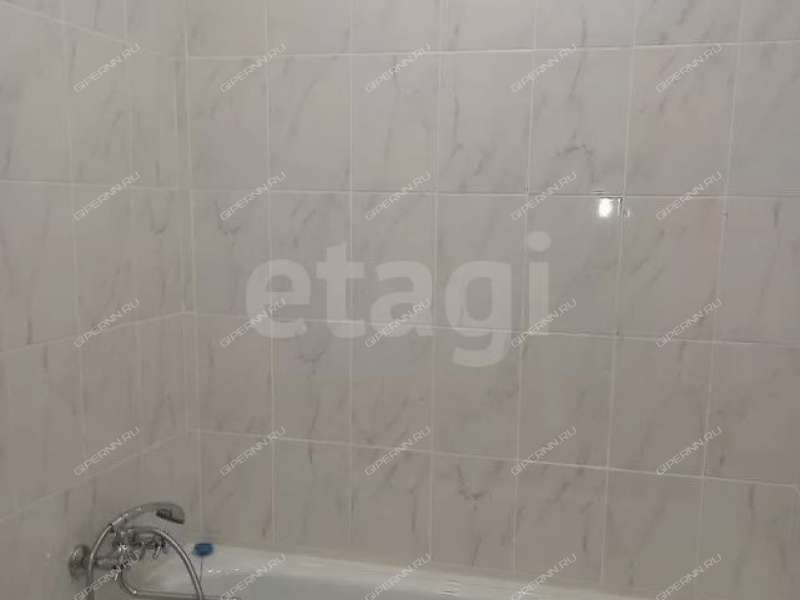 двухкомнатная квартира на улице Льва Толстого дом 10