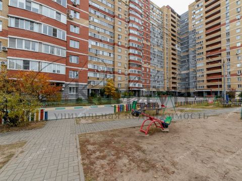 2-komnatnaya-b-r-meshherskiy-d-5a фото