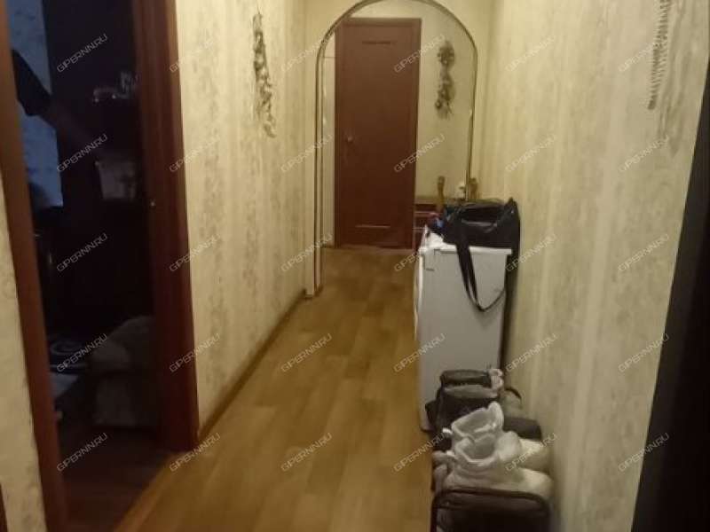 трёхкомнатная квартира на улице Челюскинцев дом 25