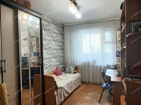 4-komnatnaya-ul-karla-marksa-d-24 фото