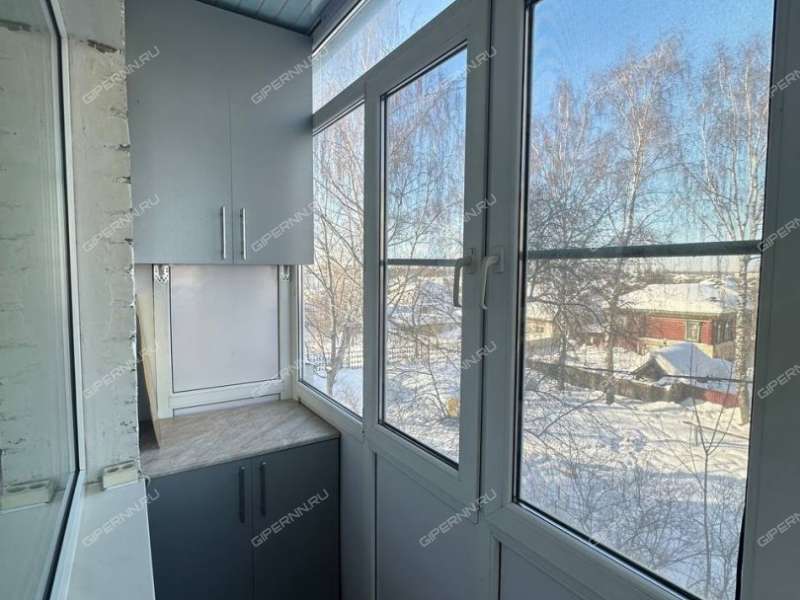 трёхкомнатная квартира на Республиканской улице дом 33 город Бор