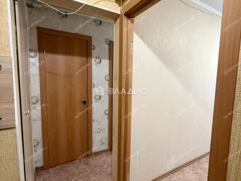 1-komnatnaya-ul-sergeya-akimova-d-3 фото