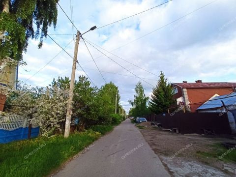 dom-poselok-parizhskoy-kommuny-ul-lyuby-shevcovoy-d-35 фото