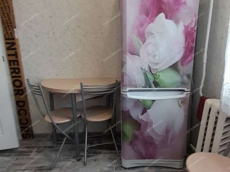 трёхкомнатная квартира на улице Бекетова дом 73